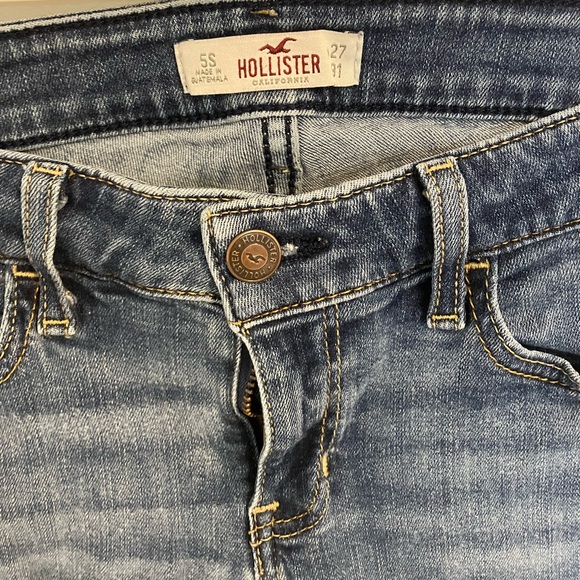 Hollister Low Rise Jeans - Picture 4 of 7